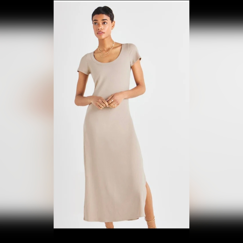 Splendid Beige Midi Dress